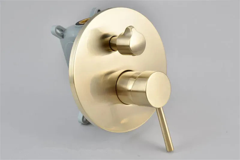 Ensemble de robinets encastrable pour baignoire en or brossé