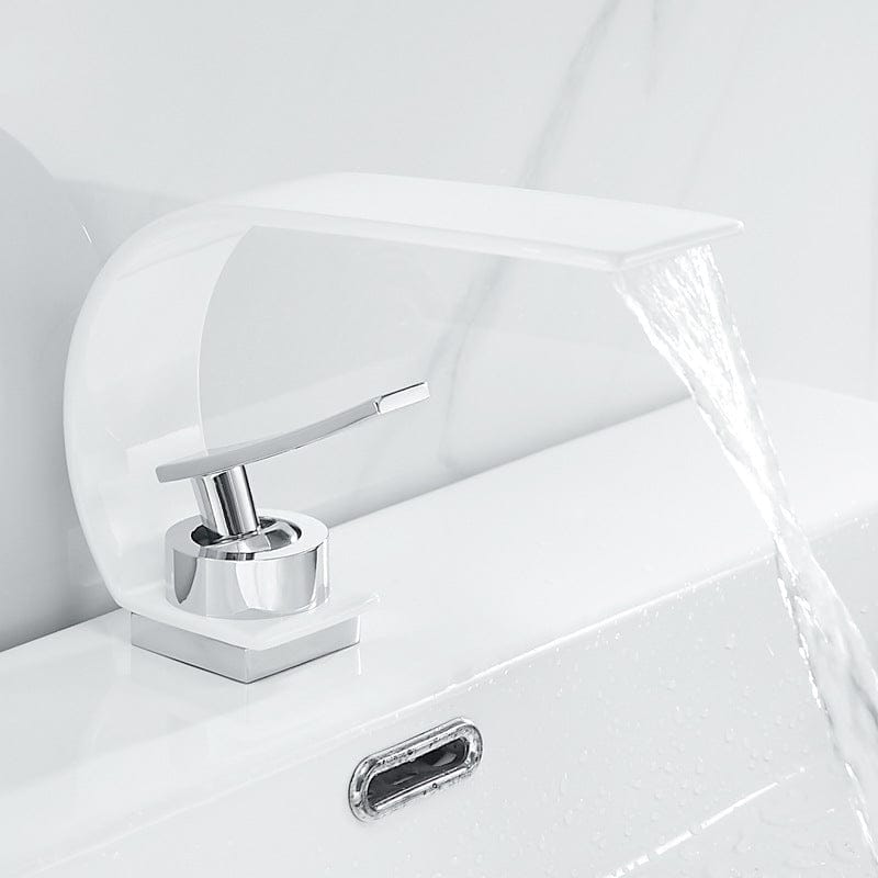 Mitigeur avec bec en cascade blanc