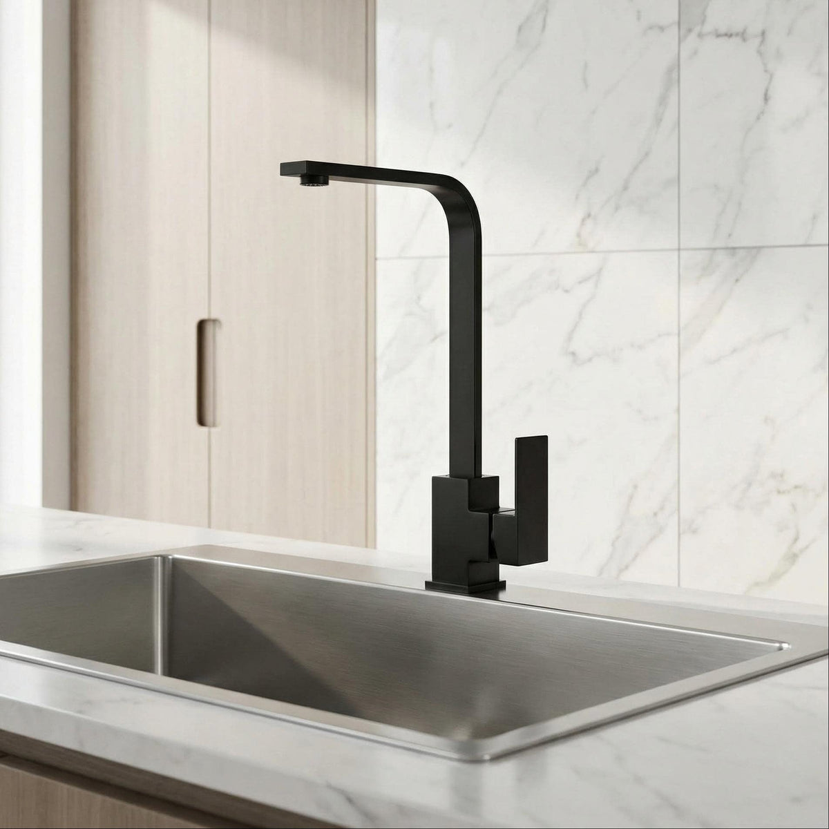 Mitigeur de cuisine design noir mat