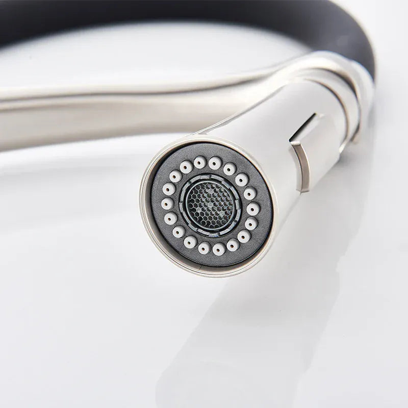 Mitigeur de cuisine en caoutchouc chromé