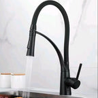 Mitigeur de cuisine en caoutchouc noir mat