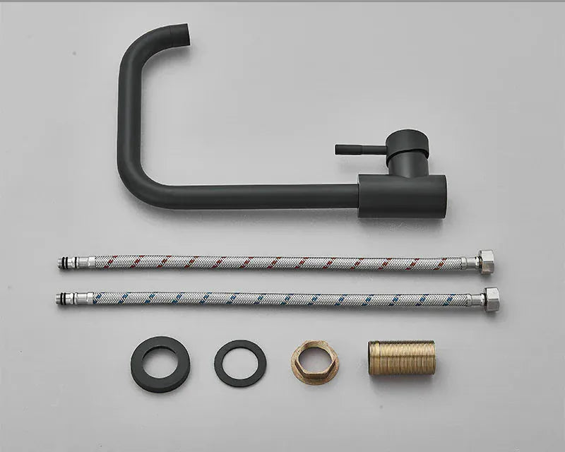 Mitigeur de cuisine gris brossé