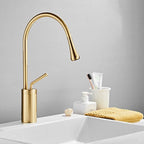 Mitigeur de lavabo avec douchette extractible or brossé