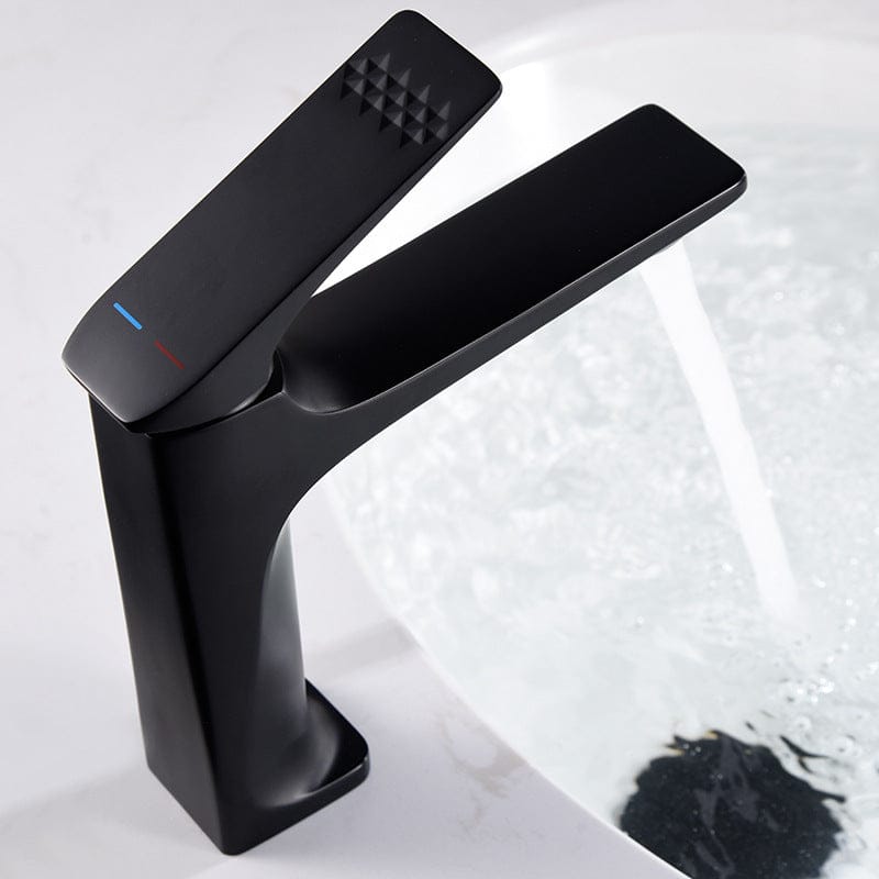 Mitigeur de salle de bain noir mat