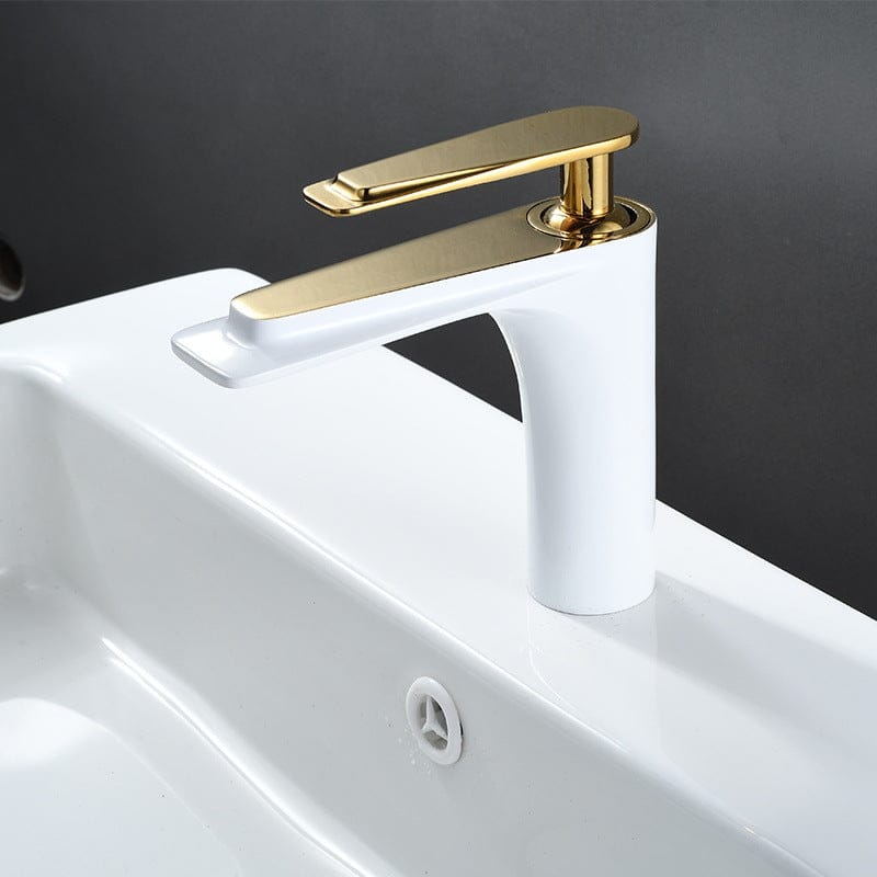 Mitigeur en or brossé blanc