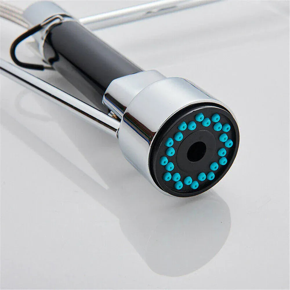 Robinet mural de cuisine chromé