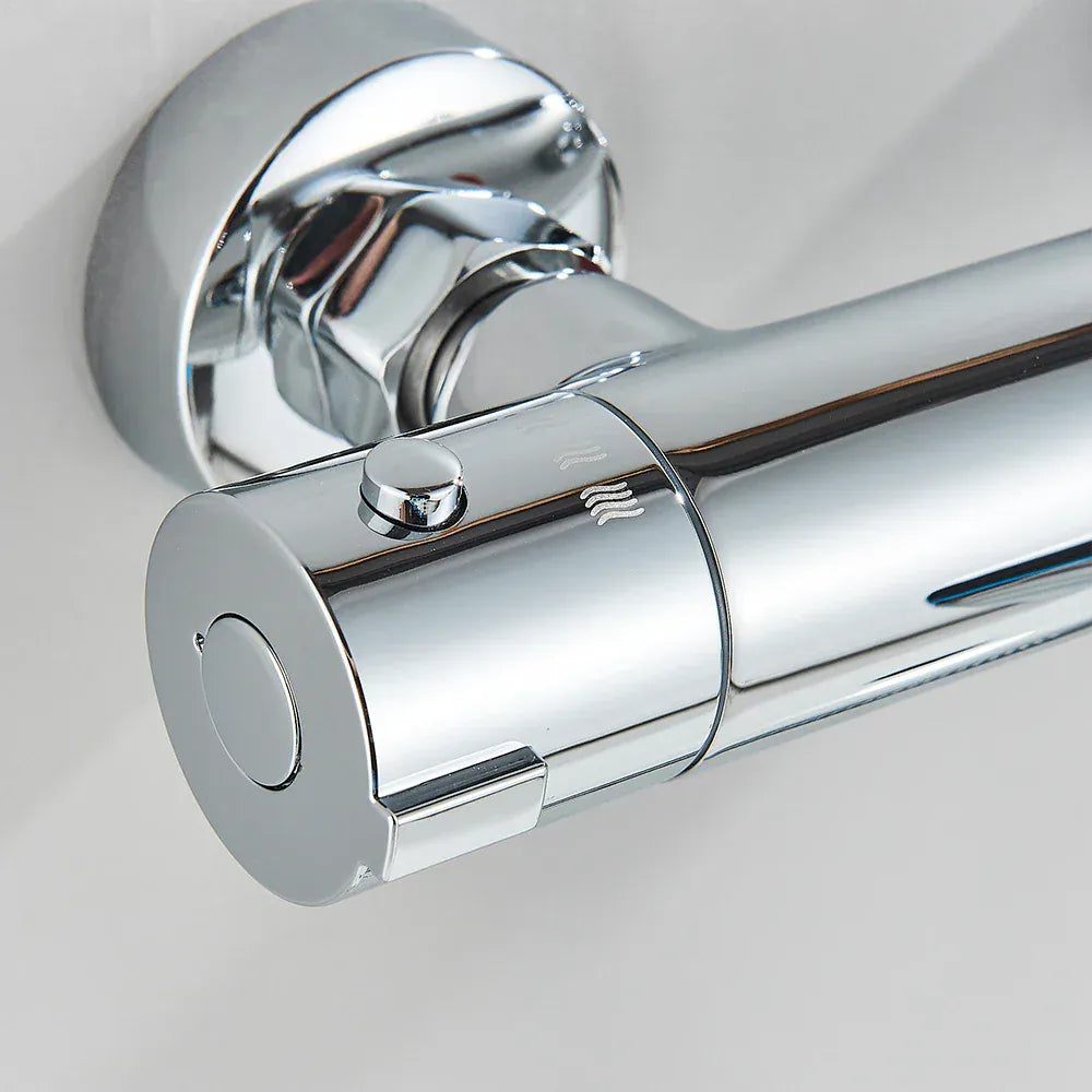Robinet thermostatique de salle de bain chromé